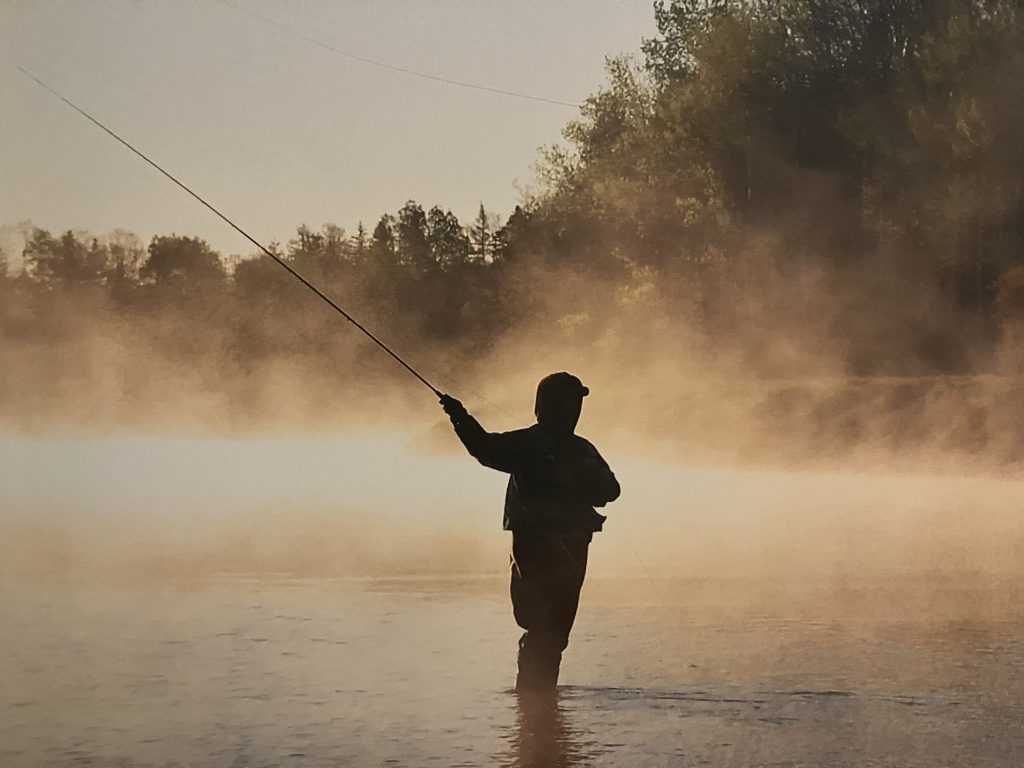 Ein Bild, das draußen, Person, Wasser, Fischen enthält.

KI-generierte Inhalte können fehlerhaft sein.
